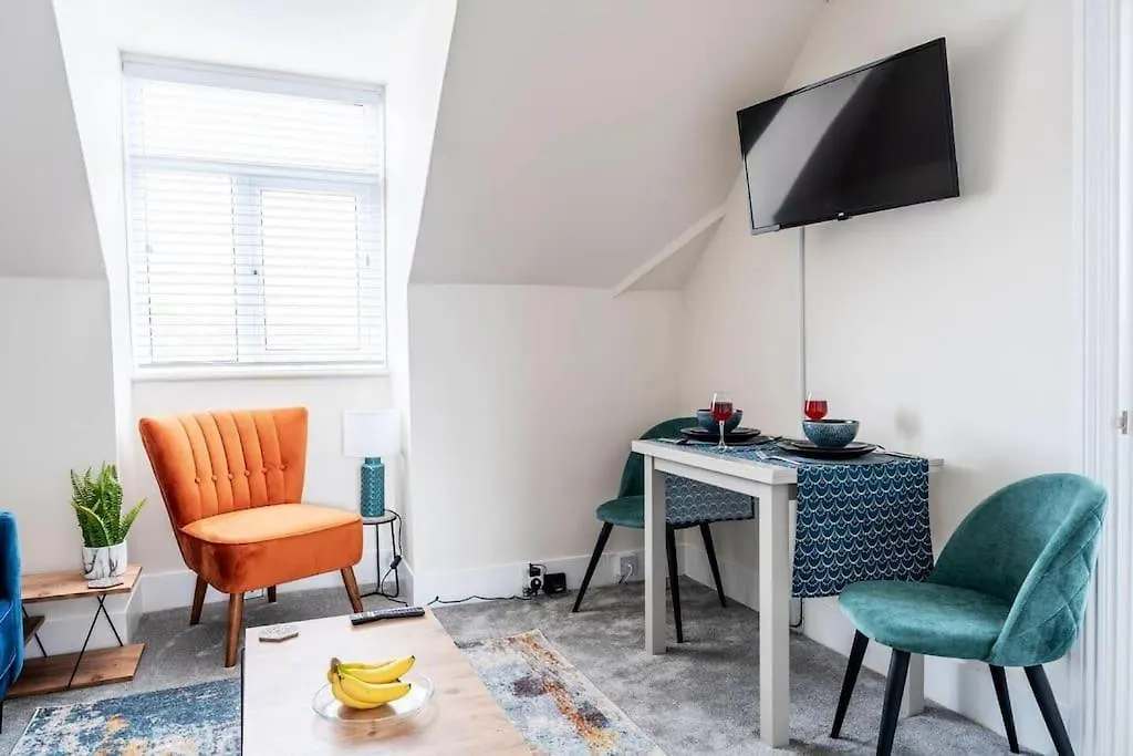 The Coastal Loft Apartment Bournemouth 0*,  United Kingdom