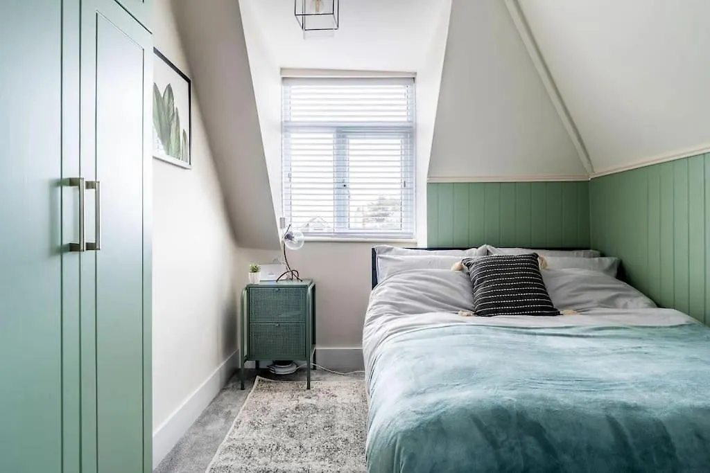 The Coastal Loft Apartment Bournemouth